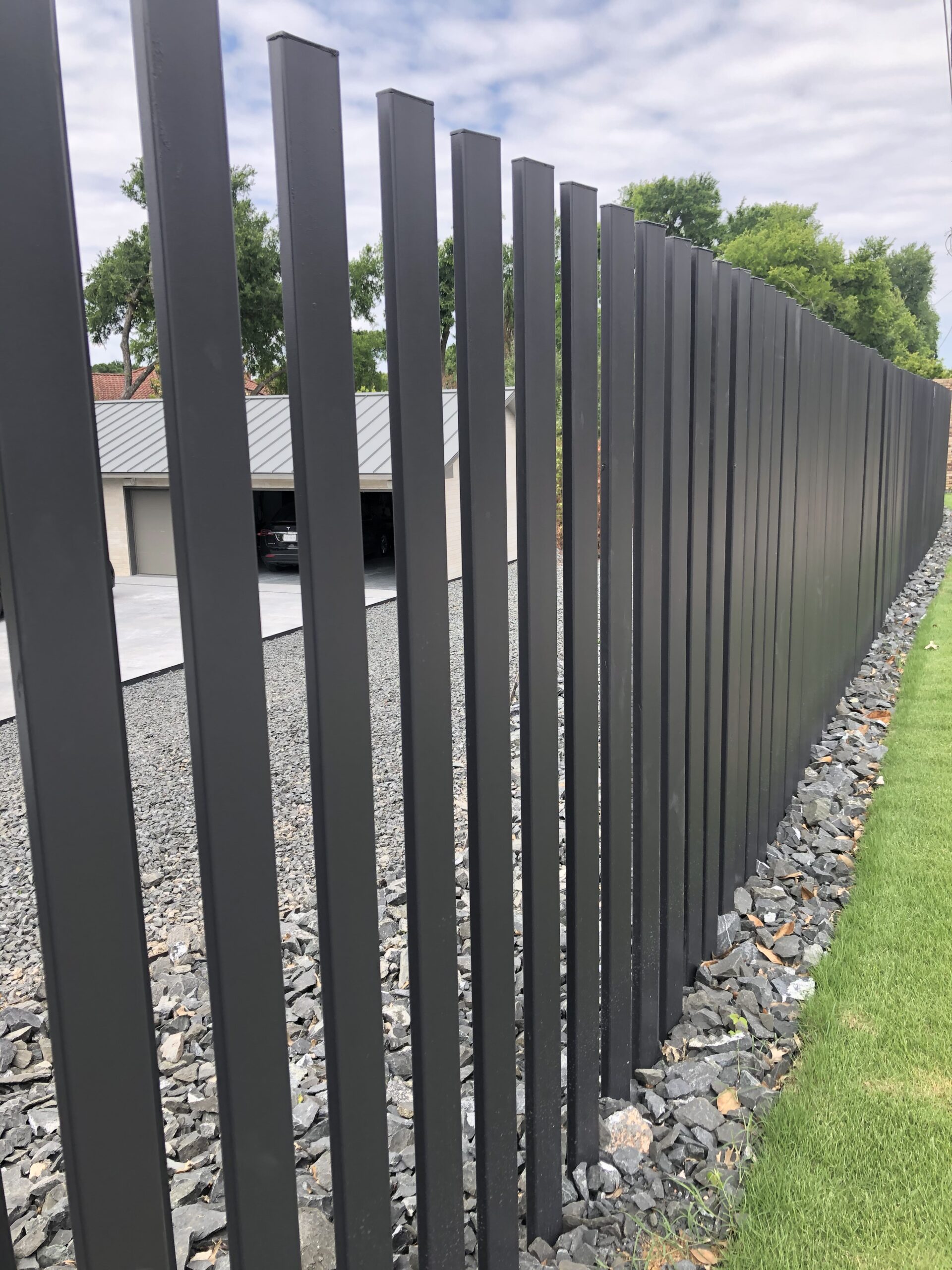 vertical metal fence panels