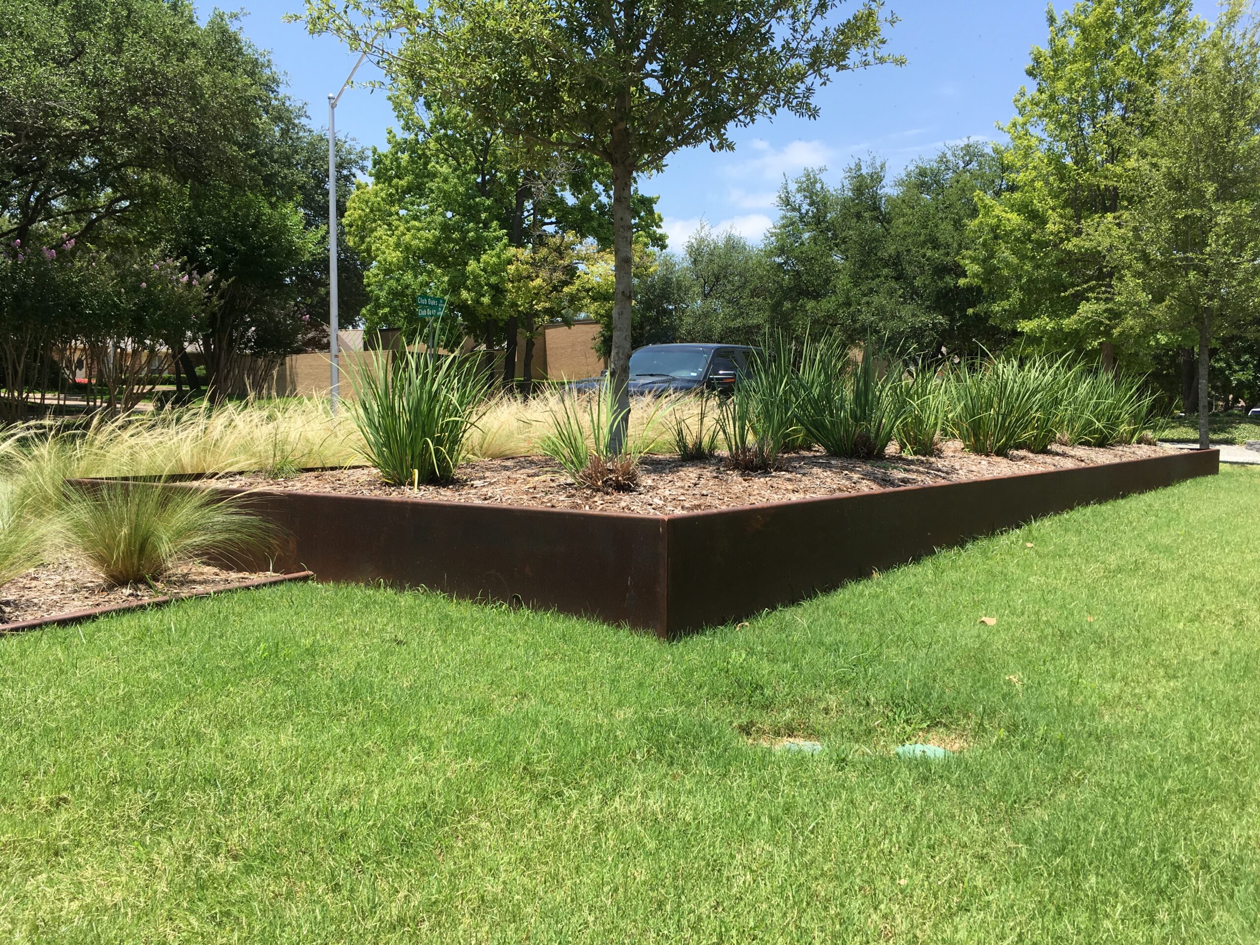 metal planter bed